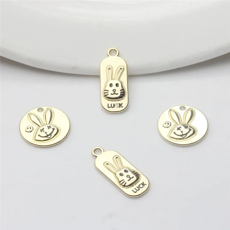 5 шт. новые милые круглые прямоугольные очаровательные монеты в виде кролика для сережек ожерелий брелоков Сделай Сам аксессуары для изгото...
5 шт. новые милые круглые прямоугольные очаровательные монеты в виде кролика для сережек ожерелий брелоков Сделай Сам аксессуары для изгото...