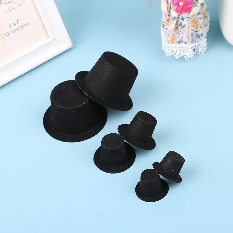 10Pcs Mini Dollhouse Black Bowler Hat 1:12 Dollhouse Miniature Simulation Hat PVC Flocked Hat DIY Dolls Fashion Accessories
10Pcs Mini Dollhouse Black Bowler Hat 1:12 Dollhouse Miniature Simulation Hat PVC Flocked Hat DIY Dolls Fashion Accessories