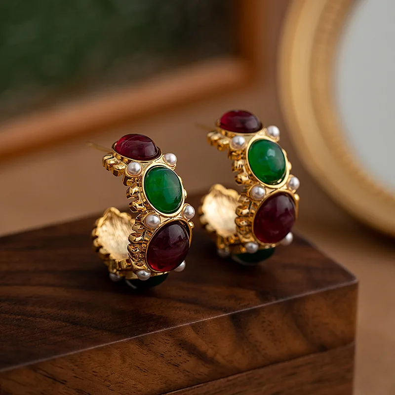 Trend In The Ancient Style Vintage Light Luxury High Design Sense Women's Earrings French Court Style Fashion Girl Jewelry Gifts
Trend In The Ancient Style Vintage Light Luxury High Design Sense Women's Earrings French Court Style Fashion Girl Jewelry Gifts