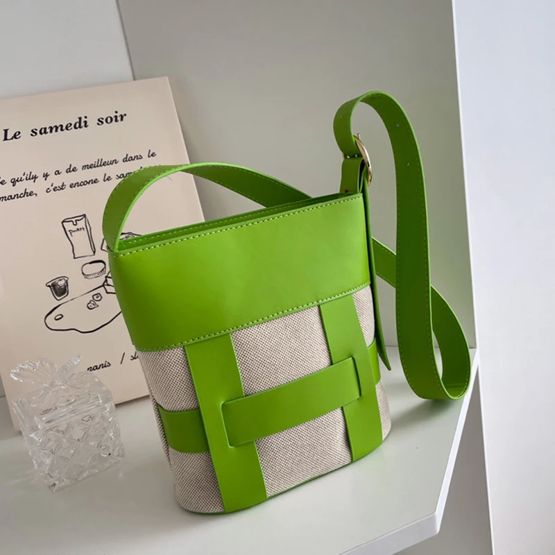 2022 Fashion Bucket Bags For Women PU Leather Splicing Lady Crossbody Bag Designer Messenger Bag Bolsa Feminina Female Handbags
2022 Fashion Bucket Bags For Women PU Leather Splicing Lady Crossbody Bag Designer Messenger Bag Bolsa Feminina Female Handbags