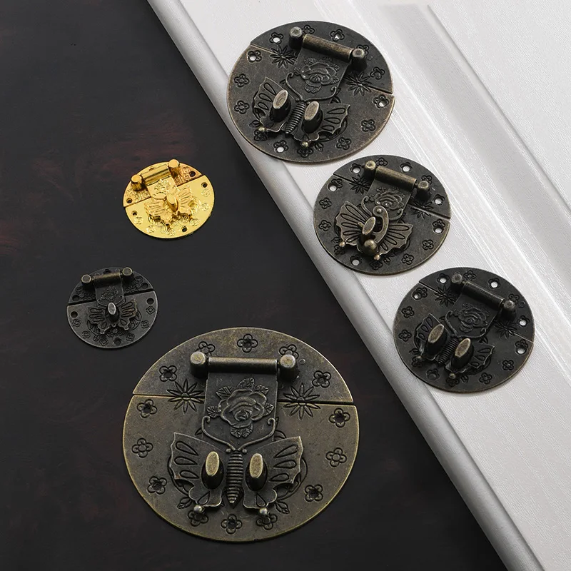 Metal Wooden Case Hasp Antique Jewelry Wooden Box Toggle Latch Mini Vintage Furniture Decor Hasp Box Suitcase Buckle Clasp
Metal Wooden Case Hasp Antique Jewelry Wooden Box Toggle Latch Mini Vintage Furniture Decor Hasp Box Suitcase Buckle Clasp