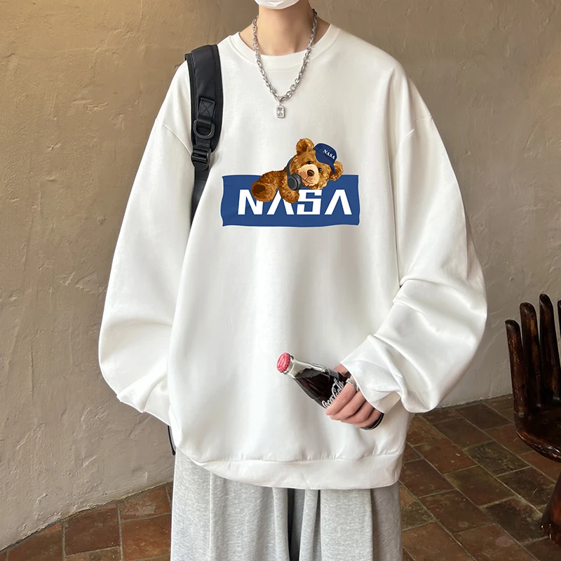 2023 Men's New Style Personality Funny Little Bear Print Loose Relaxed Round Neck Pullover Versatile Long Sleeve Sweatshirts
2023 Men's New Style Personality Funny Little Bear Print Loose Relaxed Round Neck Pullover Versatile Long Sleeve Sweatshirts
