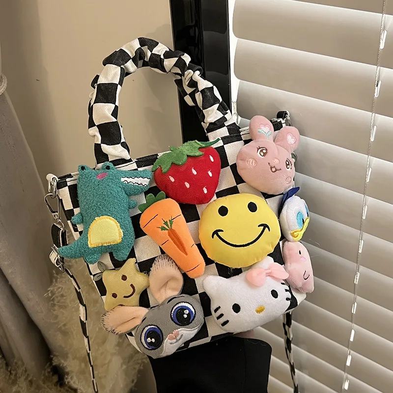 Summer Small Bag 2023 Mori Soft Girl Fashion Splicing Cartoon Doll Cute Folds Portable Messenger Canvas Bag
Summer Small Bag 2023 Mori Soft Girl Fashion Splicing Cartoon Doll Cute Folds Portable Messenger Canvas Bag