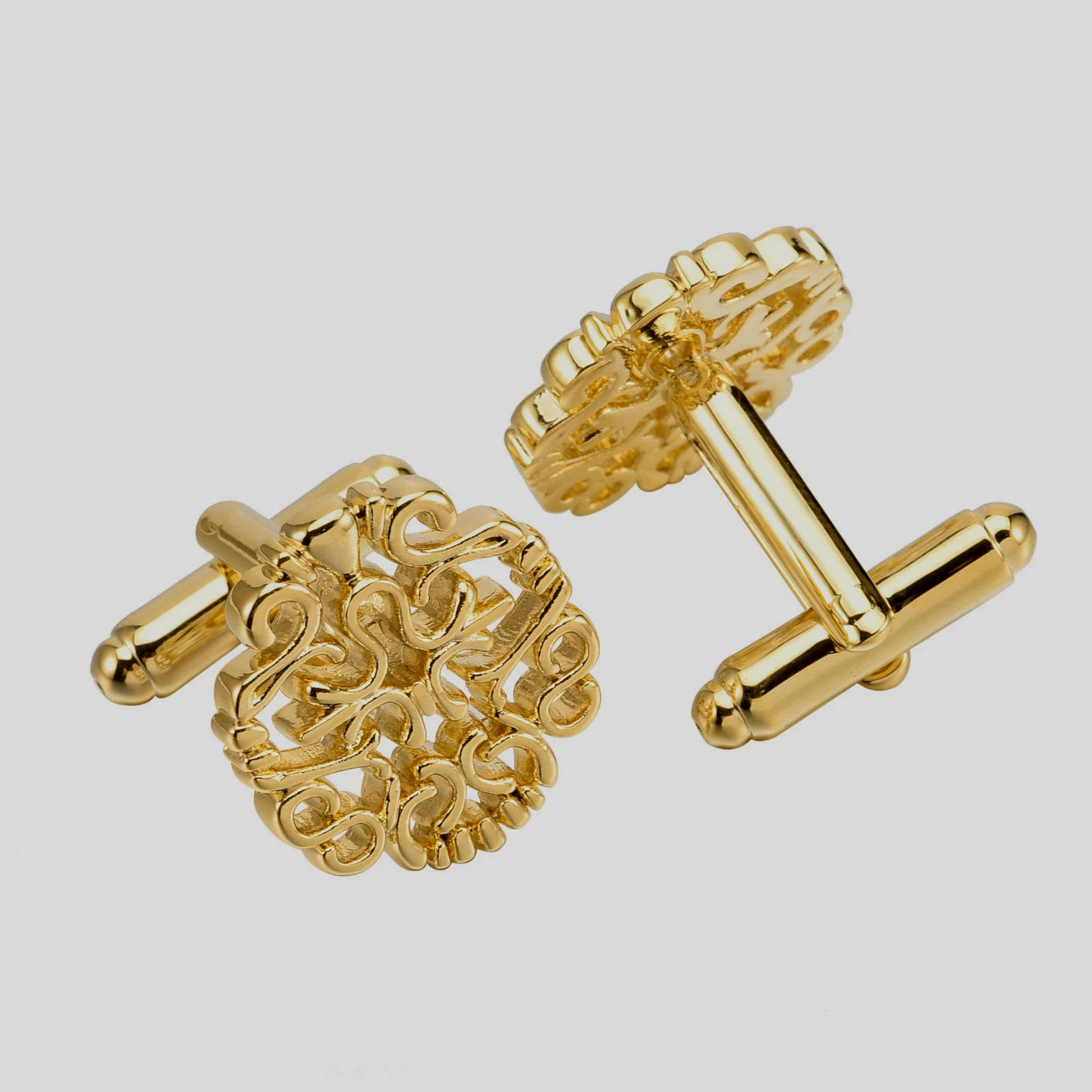 Metal Creative Hollowed Out Carved French Shirt Cufflinks for Men and Women's Suits Business Retro Wedding Jewelry Accessories
Metal Creative Hollowed Out Carved French Shirt Cufflinks for Men and Women's Suits Business Retro Wedding Jewelry Accessories