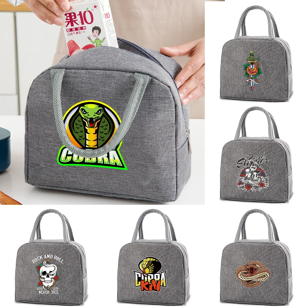 New Insulated Lunch Dinner Bag Cobra Canvas Handbag Drink Cooler Bag Portable Thermal Bag Picnic Food Bags Women School Food Bag
New Insulated Lunch Dinner Bag Cobra Canvas Handbag Drink Cooler Bag Portable Thermal Bag Picnic Food Bags Women School Food Bag