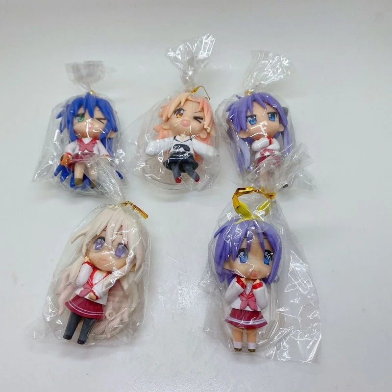 Кукла LuckyStar из аниме «Izumi Konata Hiiragi Kagami Takara Miyuki Sakuraba Hikaru», фигурка с орнаментом из ПВХ, Детская Подарочная игрушка
Кукла LuckyStar из аниме «Izumi Konata Hiiragi Kagami Takara Miyuki Sakuraba Hikaru», фигурка с орнаментом из ПВХ, Детская Подарочная игрушка