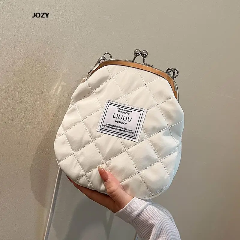 Summer Casual Nylon Diamond Lattice Crossbody Bags For Women Luxury Designer New Shoulder Bags Fashion Simple Style Ladies Purse
Summer Casual Nylon Diamond Lattice Crossbody Bags For Women Luxury Designer New Shoulder Bags Fashion Simple Style Ladies Purse