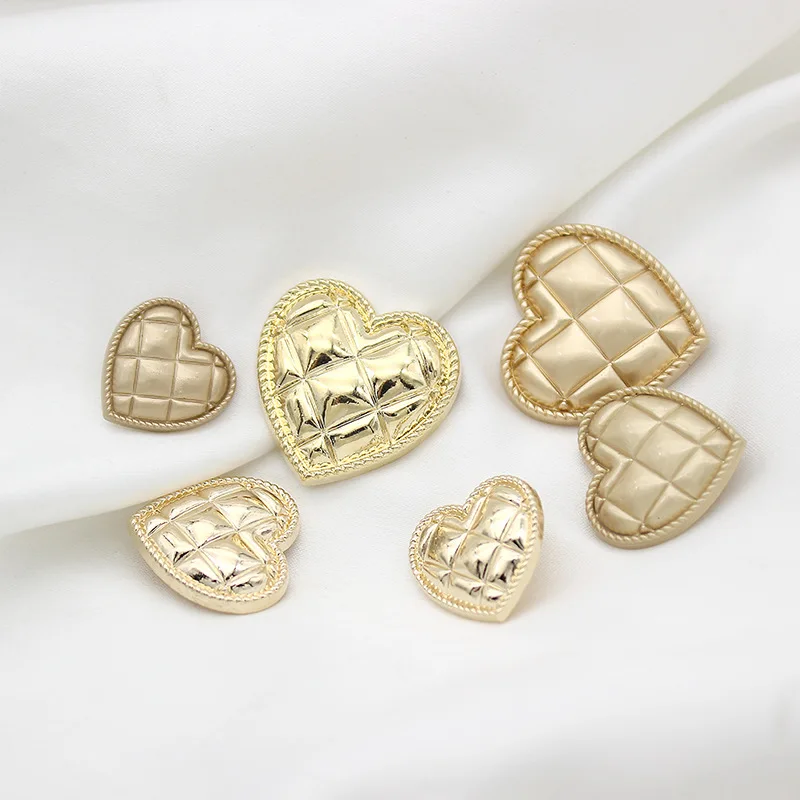 10pcs Gold Heart Decor Metal Buttons For Needlework Clothing Women Coat Suit Cardigan Sewing Button Accessories
10pcs Gold Heart Decor Metal Buttons For Needlework Clothing Women Coat Suit Cardigan Sewing Button Accessories