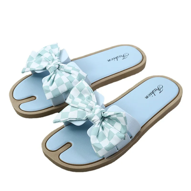 Slippers women's colorful bow line slippers women 2021 new fashion flat shoes women wear sandals outside
Slippers women's colorful bow line slippers women 2021 new fashion flat shoes women wear sandals outside