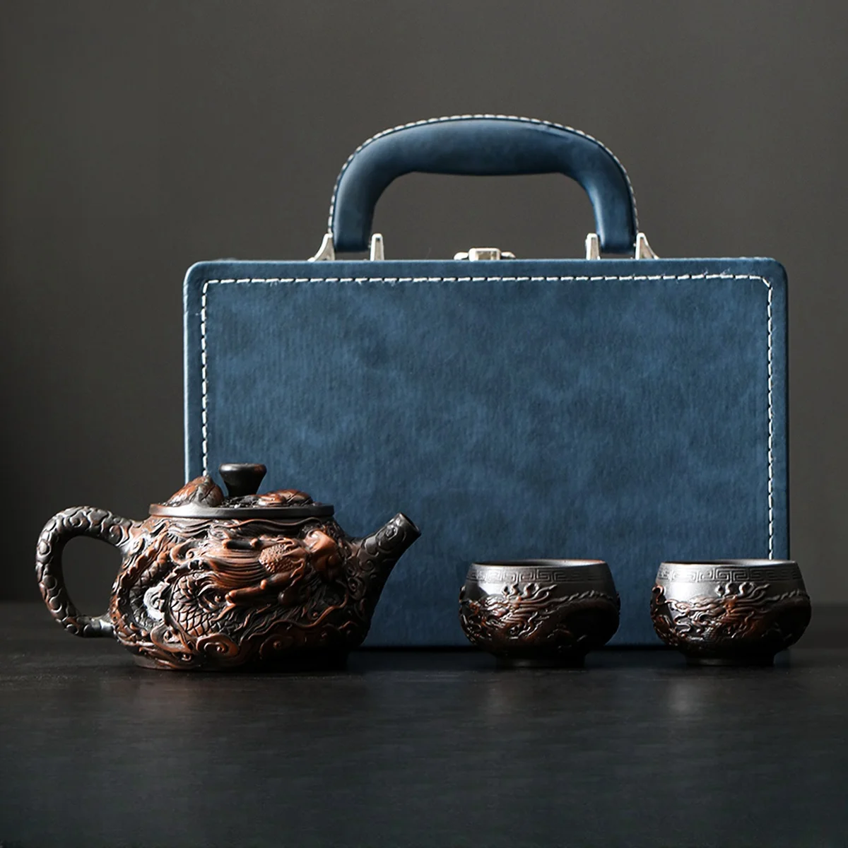 Керамический чайник JIANGXINSHE фиолетовый
Керамический чайник JIANGXINSHE фиолетовый