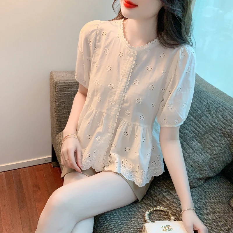 Summer Women's Long Sleeve O-neck Vintage Hollow Out Embroidery Loose and Slim Top Women Blouse Blusa Feminina Blusas Mujer C502
Summer Women's Long Sleeve O-neck Vintage Hollow Out Embroidery Loose and Slim Top Women Blouse Blusa Feminina Blusas Mujer C502