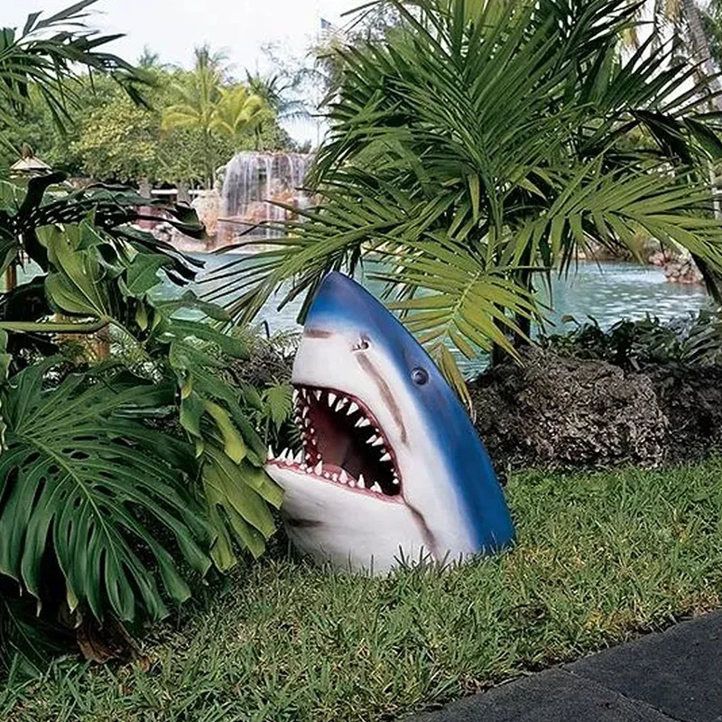 Creative White Shark Garden Art Statue Resin Lifelike White Shark Head Crocodile Sculpture Wall Hanging Home Yard Garden Decor
Creative White Shark Garden Art Statue Resin Lifelike White Shark Head Crocodile Sculpture Wall Hanging Home Yard Garden Decor