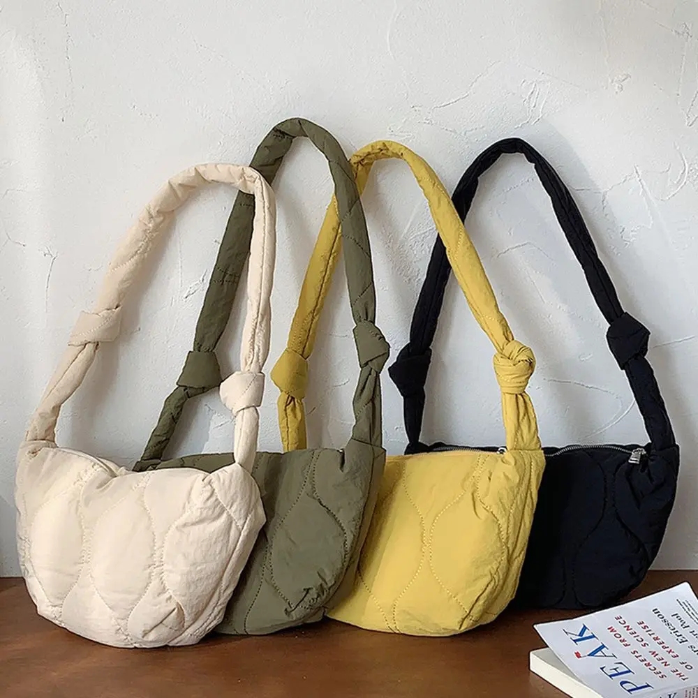 New Women Cotton Cloth Women's Shoulder Bag Folds Rhombus Embroidery Thread Underarm Bag Padded Plaid Puffy Simple Handbags
New Women Cotton Cloth Women's Shoulder Bag Folds Rhombus Embroidery Thread Underarm Bag Padded Plaid Puffy Simple Handbags