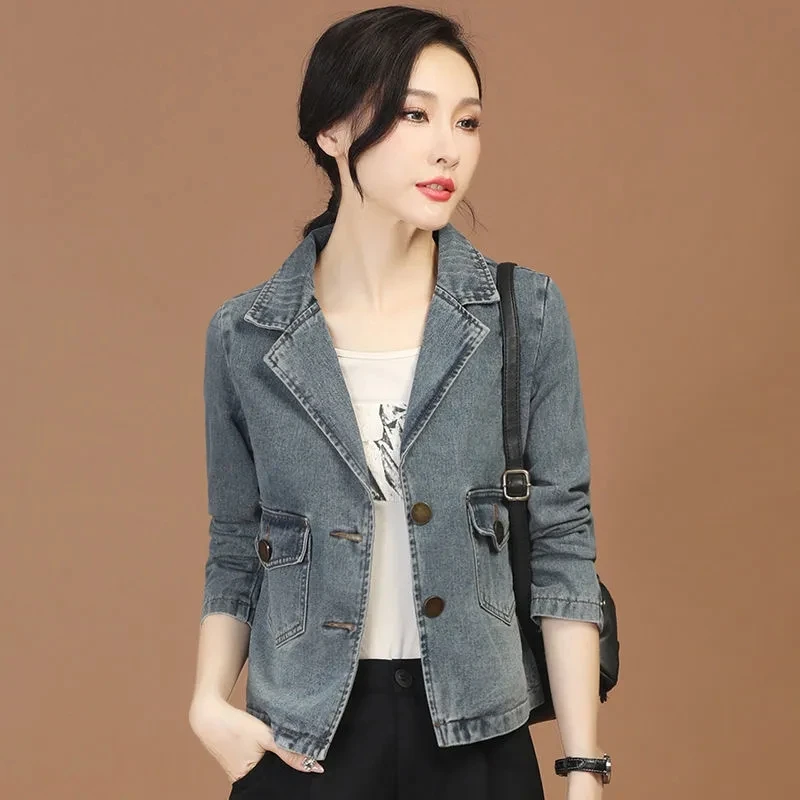Spring Autumn Suit Collar Denim Jacket Women Fashion 2023 New Long-sleeved Loose Korean Short Casual Female Clothes Jean Outwear
Spring Autumn Suit Collar Denim Jacket Women Fashion 2023 New Long-sleeved Loose Korean Short Casual Female Clothes Jean Outwear