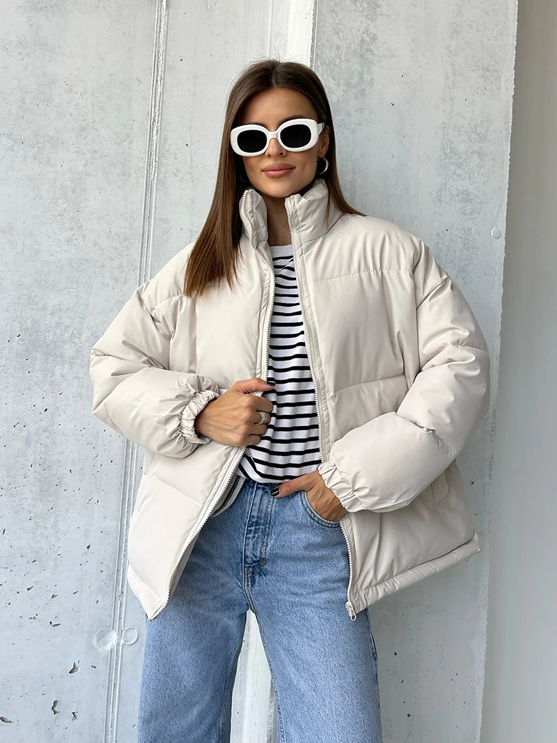 Short Quilted Cotton Down Coats Turtleneck Thick Puffer Jacket Women Warm Outwears Oversize Parkas Winter Jackets For Women 2023
Short Quilted Cotton Down Coats Turtleneck Thick Puffer Jacket Women Warm Outwears Oversize Parkas Winter Jackets For Women 2023