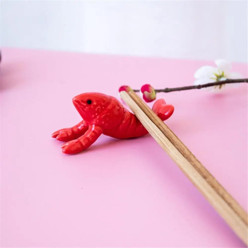 Chopsticks Holder Crayfish Shape Ceramic Chopsticks Stand Practical Fashion Kitchen Tableware Free shipping
Chopsticks Holder Crayfish Shape Ceramic Chopsticks Stand Practical Fashion Kitchen Tableware Free shipping