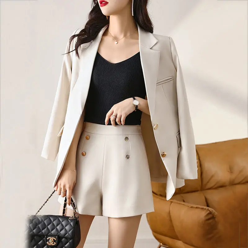 Two Pieces Set Women Jacket Fashion Vintage V Neck Long Sleeve Office Lady Slim Blazer Coat Female Mid Waist Shorts Suit A06
Two Pieces Set Women Jacket Fashion Vintage V Neck Long Sleeve Office Lady Slim Blazer Coat Female Mid Waist Shorts Suit A06
