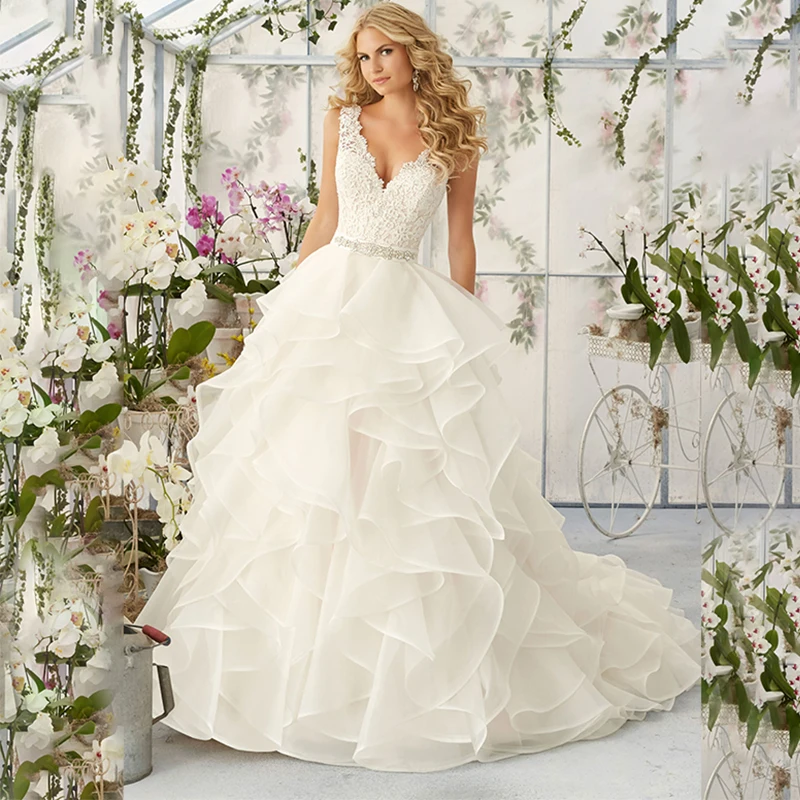 9233# Luxury Sleeveless Tiered Tulle Wedding Dress 2022 Elegant V-Neck Lace Appliques Bridal Gown Backless Vestidos De Noiva
9233# Luxury Sleeveless Tiered Tulle Wedding Dress 2022 Elegant V-Neck Lace Appliques Bridal Gown Backless Vestidos De Noiva