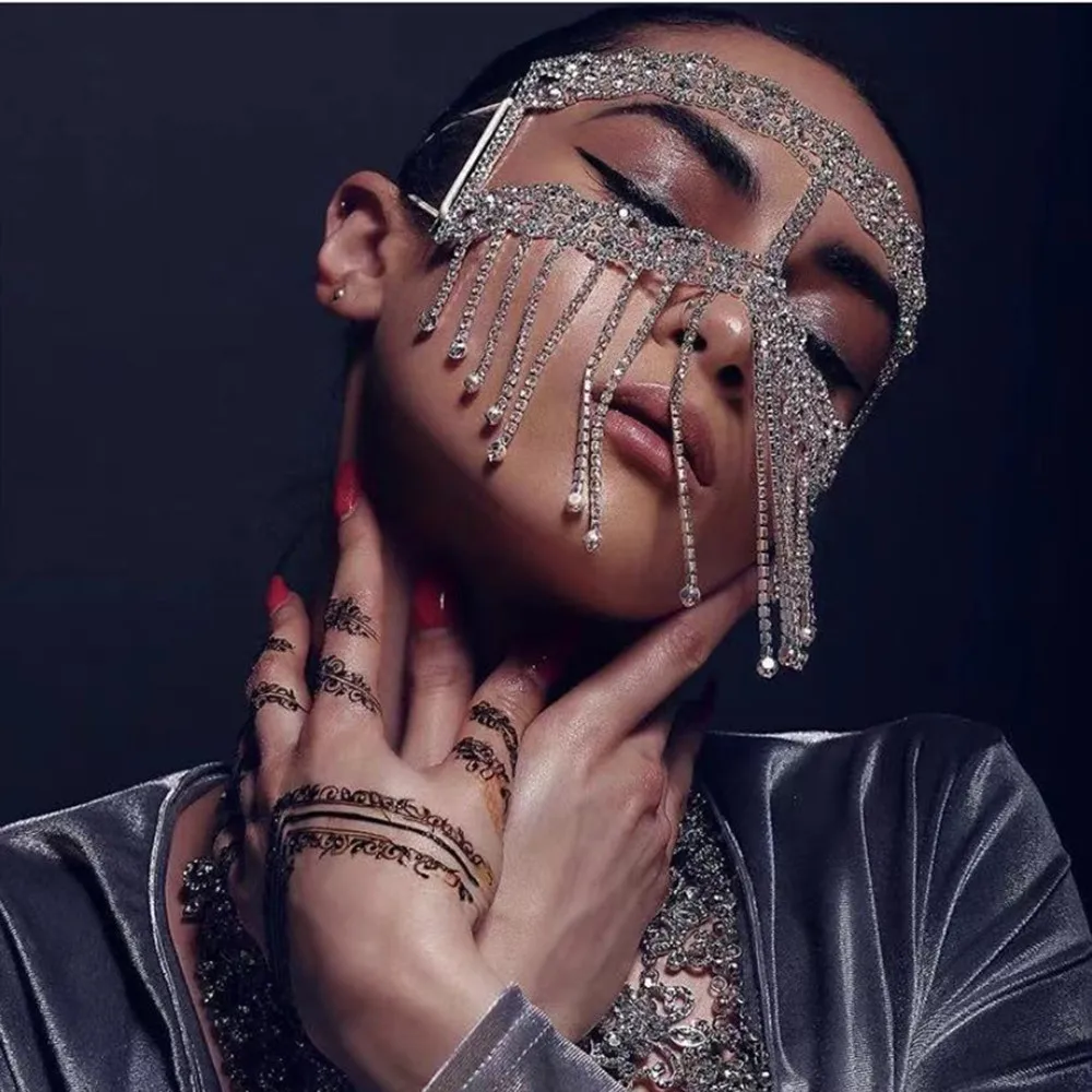 2022 Luxury Full Rhinestone Tassel Mask Masquerade Face Jewelry for Women Sexy Crystal Chain Cosplay Face Mask Face Accessories
2022 Luxury Full Rhinestone Tassel Mask Masquerade Face Jewelry for Women Sexy Crystal Chain Cosplay Face Mask Face Accessories