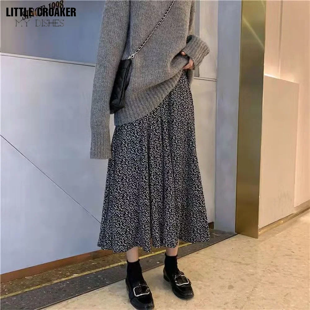 Woman FashionVintage Floral Print Chiffon Skirts Women Sprint Summer Korean A Line Pink Streetwear High Waist Ladies Midi Skirt
Woman FashionVintage Floral Print Chiffon Skirts Women Sprint Summer Korean A Line Pink Streetwear High Waist Ladies Midi Skirt