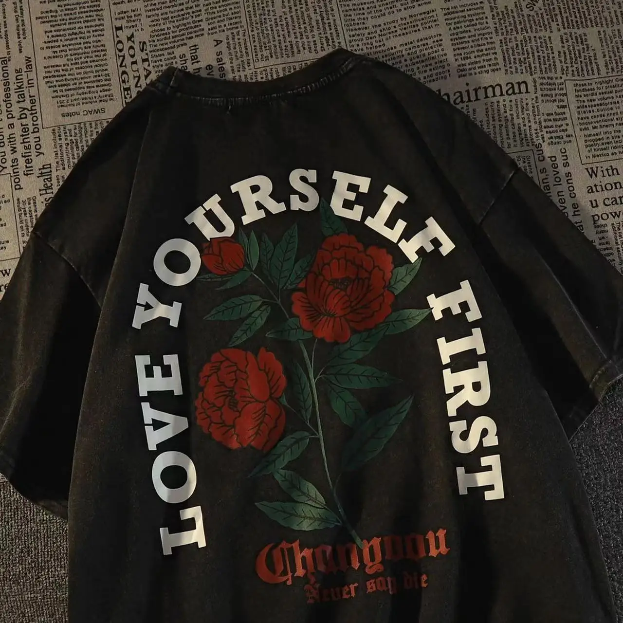 Rose Print T Shirt 2022 Summer 100% Cotton Tshirt For Women Men Aesthetic Vintage Oversized Tee Short Sleeve Top Couple Shirt
Rose Print T Shirt 2022 Summer 100% Cotton Tshirt For Women Men Aesthetic Vintage Oversized Tee Short Sleeve Top Couple Shirt