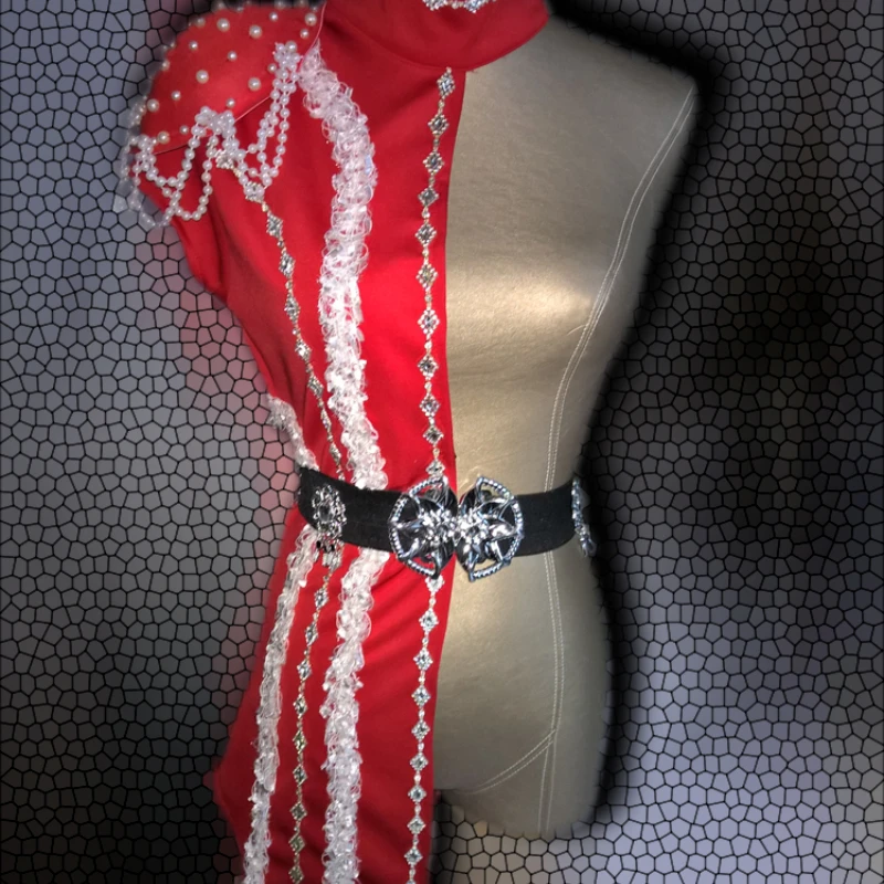 Ds performance clothes New style nightclub bar stars Same style one-sided personality female singer evening stage clothes
Ds performance clothes New style nightclub bar stars Same style one-sided personality female singer evening stage clothes