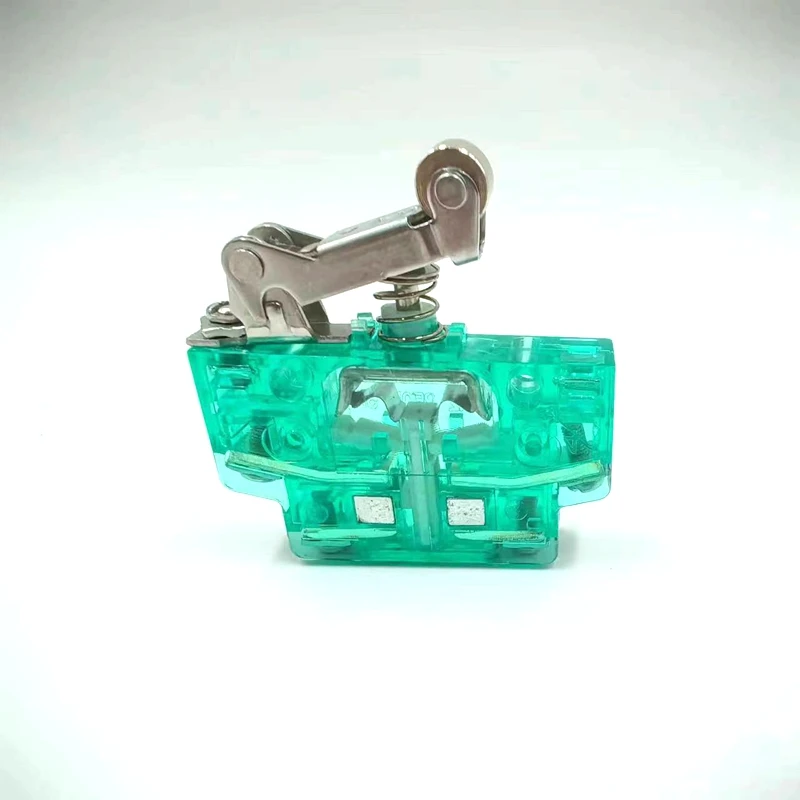 Защелкивающийся выключатель действия NO + NC 1P 2P 3P контакты IP40 контактная система IP00 контакты S800 JX44 JX-44
Защелкивающийся выключатель действия NO + NC 1P 2P 3P контакты IP40 контактная система IP00 контакты S800 JX44 JX-44