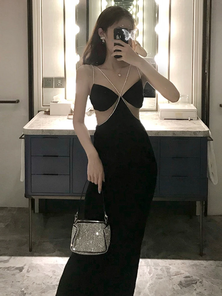 Hong Kong Style Chic Temperament Ladies Matching Double Diamond Straps Sexy V-Neck Backless Waist Ins Dress Summer Long Dress
Hong Kong Style Chic Temperament Ladies Matching Double Diamond Straps Sexy V-Neck Backless Waist Ins Dress Summer Long Dress