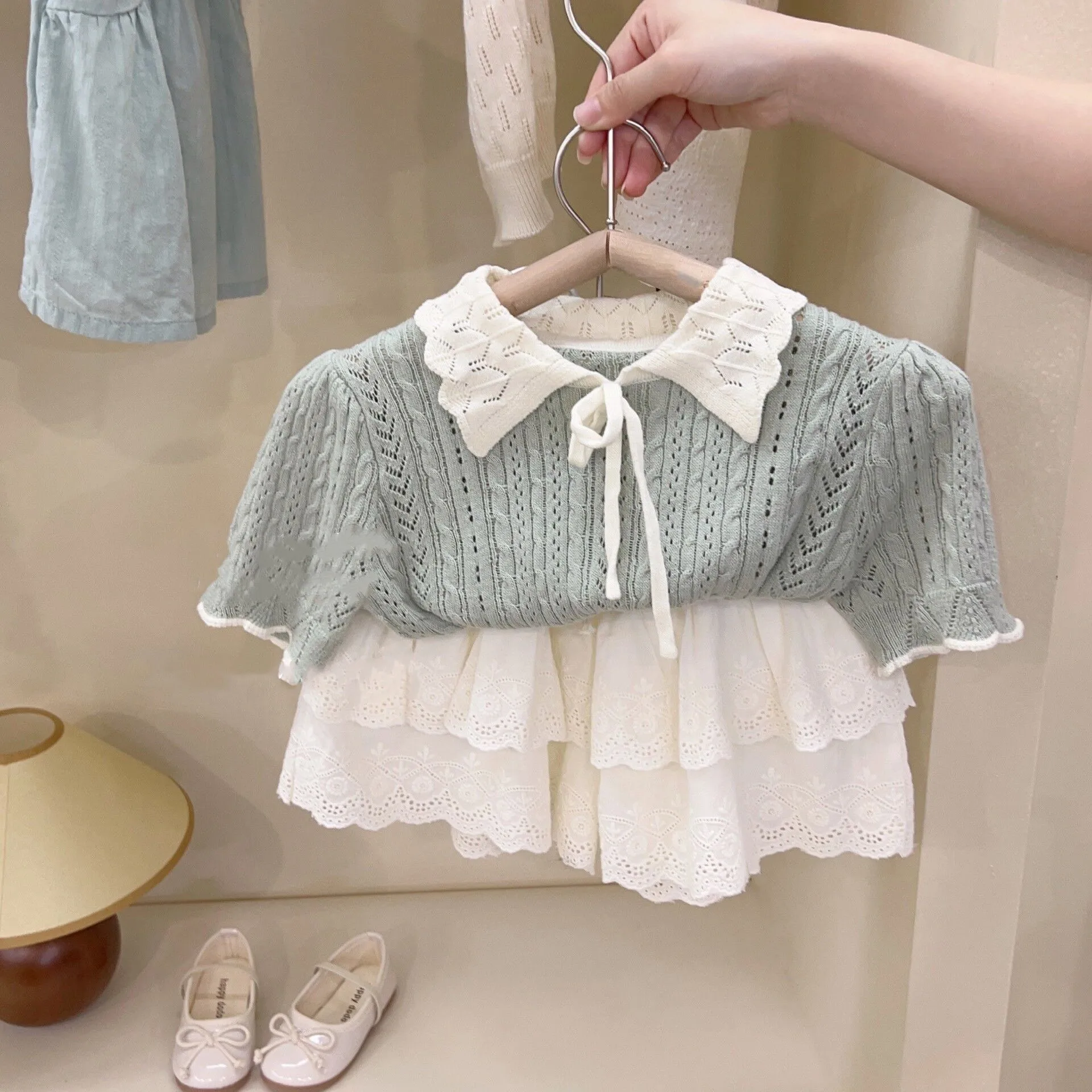 Girls Princess Suits Children Baby Kids Turtleneck Sweater Lapels Colours Lovely Short Sleeve Shirt+Lace Skirt Pants Sets
Girls Princess Suits Children Baby Kids Turtleneck Sweater Lapels Colours Lovely Short Sleeve Shirt+Lace Skirt Pants Sets