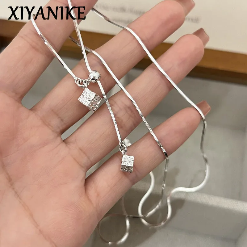 XIYANIKE Textured Square Drawstring Pendant Necklace For Women Girl Fashion New Trendy Jewelry Gift Party Birthday collier femme
XIYANIKE Textured Square Drawstring Pendant Necklace For Women Girl Fashion New Trendy Jewelry Gift Party Birthday collier femme