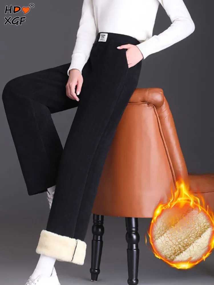 Простые эластичные брюки с высокой талией для женщин, зимние Бархатные утепленные брюки из овечьей шерсти, повседневные универсальные мешковатые брюки
Простые эластичные брюки с высокой талией для женщин, зимние Бархатные утепленные брюки из овечьей шерсти, повседневные универсальные мешковатые брюки