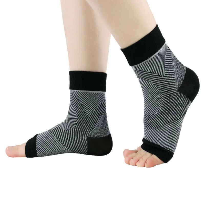 1Pair Plantar Fasciitis Ankle Leg Foot Supports Heel Brace Compression Foot Sleeves Toeless Socks Swollen Ankles Feet Treatment
1Pair Plantar Fasciitis Ankle Leg Foot Supports Heel Brace Compression Foot Sleeves Toeless Socks Swollen Ankles Feet Treatment