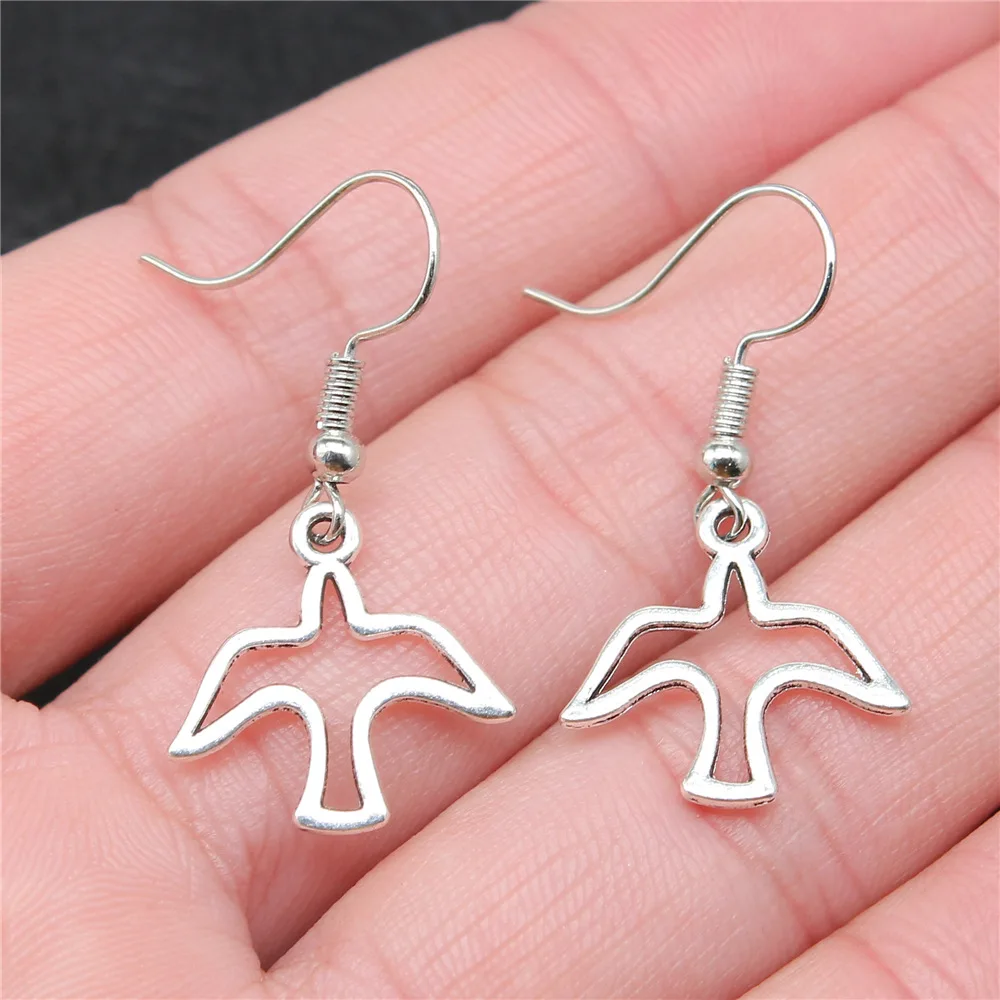Fashion Handmade Simple Design Antique Silver Color Hollow Dove Of Peace Pendant Earrings Dropshipping Drop Earrings
Fashion Handmade Simple Design Antique Silver Color Hollow Dove Of Peace Pendant Earrings Dropshipping Drop Earrings