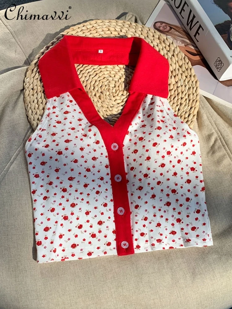 New 2022 Summer Fashion Polo Collar Halter Single-Breasted Hanging Ladies Backless Sweet Floral Sleeveless Knitted Top Female
New 2022 Summer Fashion Polo Collar Halter Single-Breasted Hanging Ladies Backless Sweet Floral Sleeveless Knitted Top Female