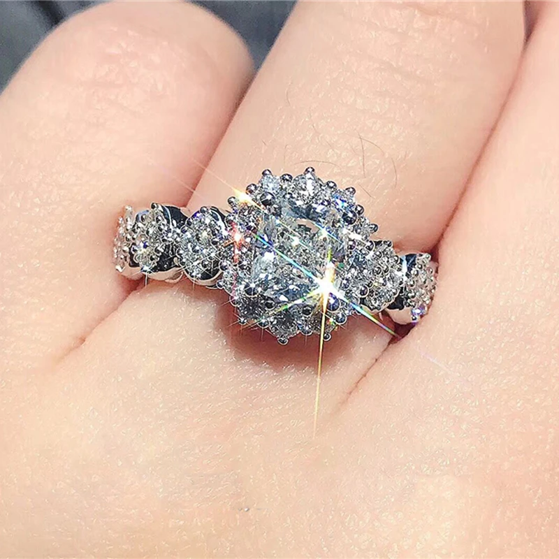 Sparkling White Cubic Zirconia Rings Women for Engagement Wedding Accessories Cushion CZ Temperament Female Jewelry 2022
Sparkling White Cubic Zirconia Rings Women for Engagement Wedding Accessories Cushion CZ Temperament Female Jewelry 2022