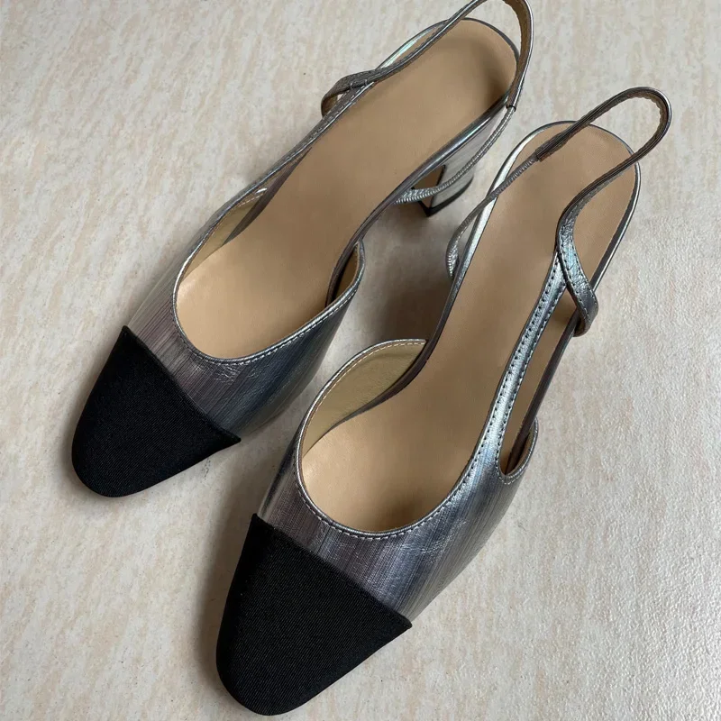 2023 Fashion high heels women's dress shoes sandals Spring and autumn round head dust bag high heel sandals 6.5CM brand shoes
2023 Fashion high heels women's dress shoes sandals Spring and autumn round head dust bag high heel sandals 6.5CM brand shoes