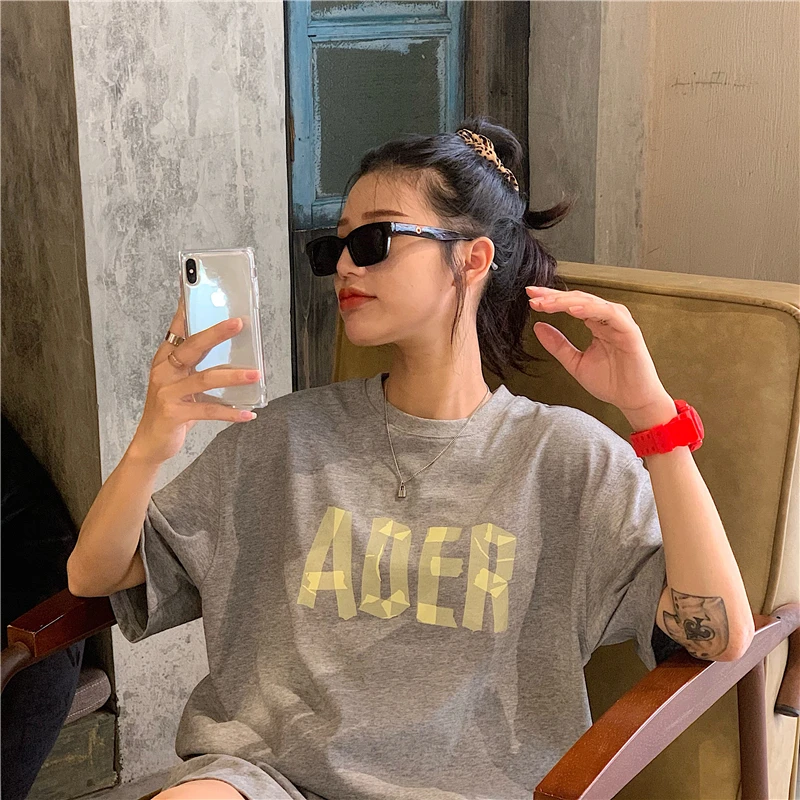 ADER Unisex Tees Women's Letter Printed Round Neck Short Sleeve All-match T-shirt
ADER Unisex Tees Women's Letter Printed Round Neck Short Sleeve All-match T-shirt