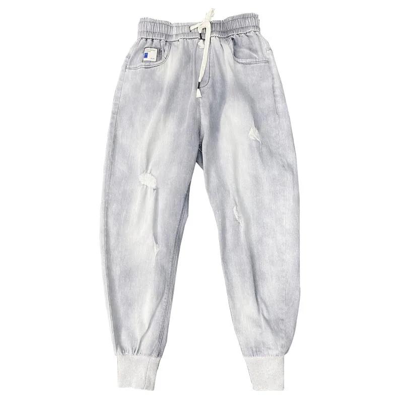 fashion 2022 new casual light grey men's summer ripped holes small feet Denim Capris solid elastic streetwear designer pants
fashion 2022 new casual light grey men's summer ripped holes small feet Denim Capris solid elastic streetwear designer pants