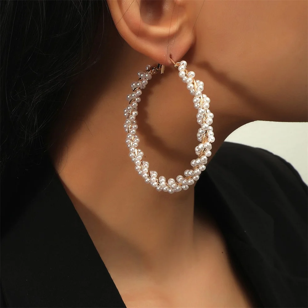 NCEE 2023 New Temperament Fashionable Circle Rice Beads All-match High-end Sense Pearl Niche All-match Earrings Jewelry Gifts
NCEE 2023 New Temperament Fashionable Circle Rice Beads All-match High-end Sense Pearl Niche All-match Earrings Jewelry Gifts
