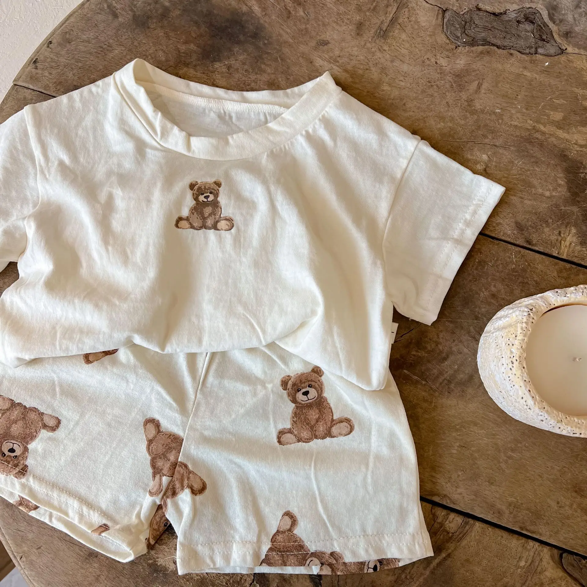 Summer New Children Clothes Sets Boys Girls Cute Bear Print Short Sleeve T Shirt + Shorts 2pcs Suit Baby Cartoon Casual Set
Summer New Children Clothes Sets Boys Girls Cute Bear Print Short Sleeve T Shirt + Shorts 2pcs Suit Baby Cartoon Casual Set