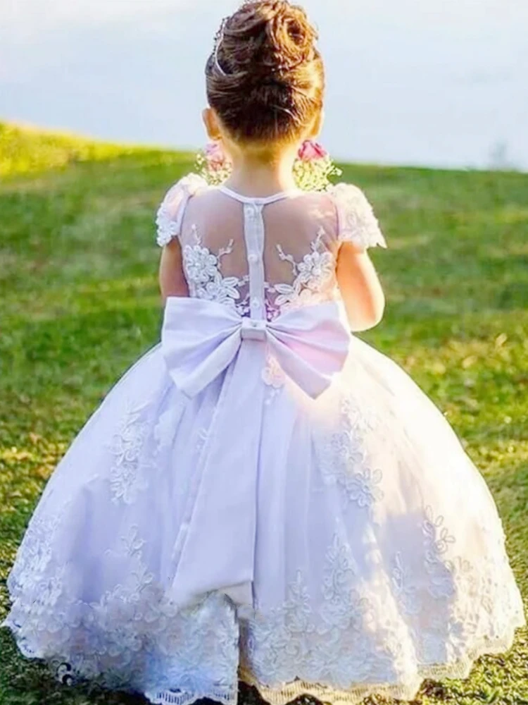 White Flower Girl Dress Elegant Lace Appliques And Hem Pearl Belt With Bow Fit Wedding Birthday Banquet Holy Communion Gowns
White Flower Girl Dress Elegant Lace Appliques And Hem Pearl Belt With Bow Fit Wedding Birthday Banquet Holy Communion Gowns