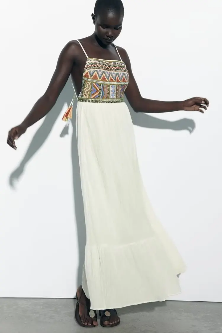 Beaded embroidery patchwork suspender dress summer trafing 2023 women Y2King vadiming robe maxi midi lolita sexy party dress
Beaded embroidery patchwork suspender dress summer trafing 2023 women Y2King vadiming robe maxi midi lolita sexy party dress