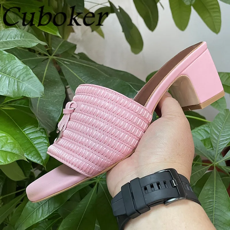 2022 Summer Leather Metal Lock Decoration Med Heels Slippers Women Peep Toe Flats Mules Brand Casual Party Shoes Daily Shoes
2022 Summer Leather Metal Lock Decoration Med Heels Slippers Women Peep Toe Flats Mules Brand Casual Party Shoes Daily Shoes