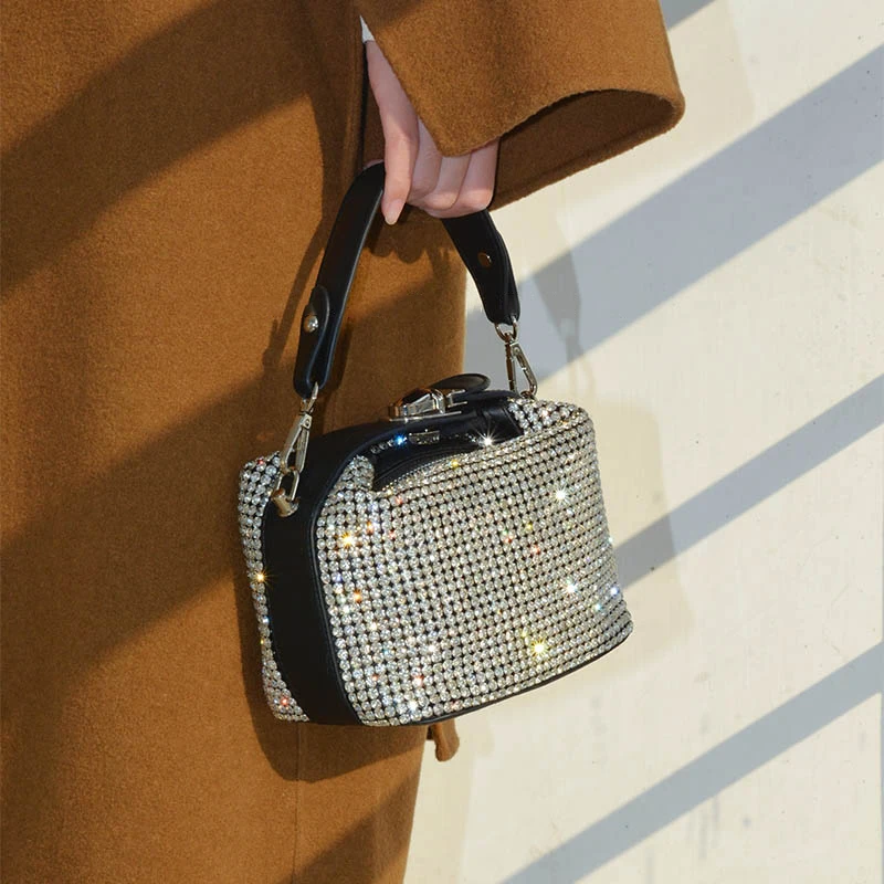 Luxury Diamonds Box Evening Bag Crystal Mesh Women Handbags Shinny Rhinestones Shoulder Crossbody Bags Party Square Small Purses
Luxury Diamonds Box Evening Bag Crystal Mesh Women Handbags Shinny Rhinestones Shoulder Crossbody Bags Party Square Small Purses