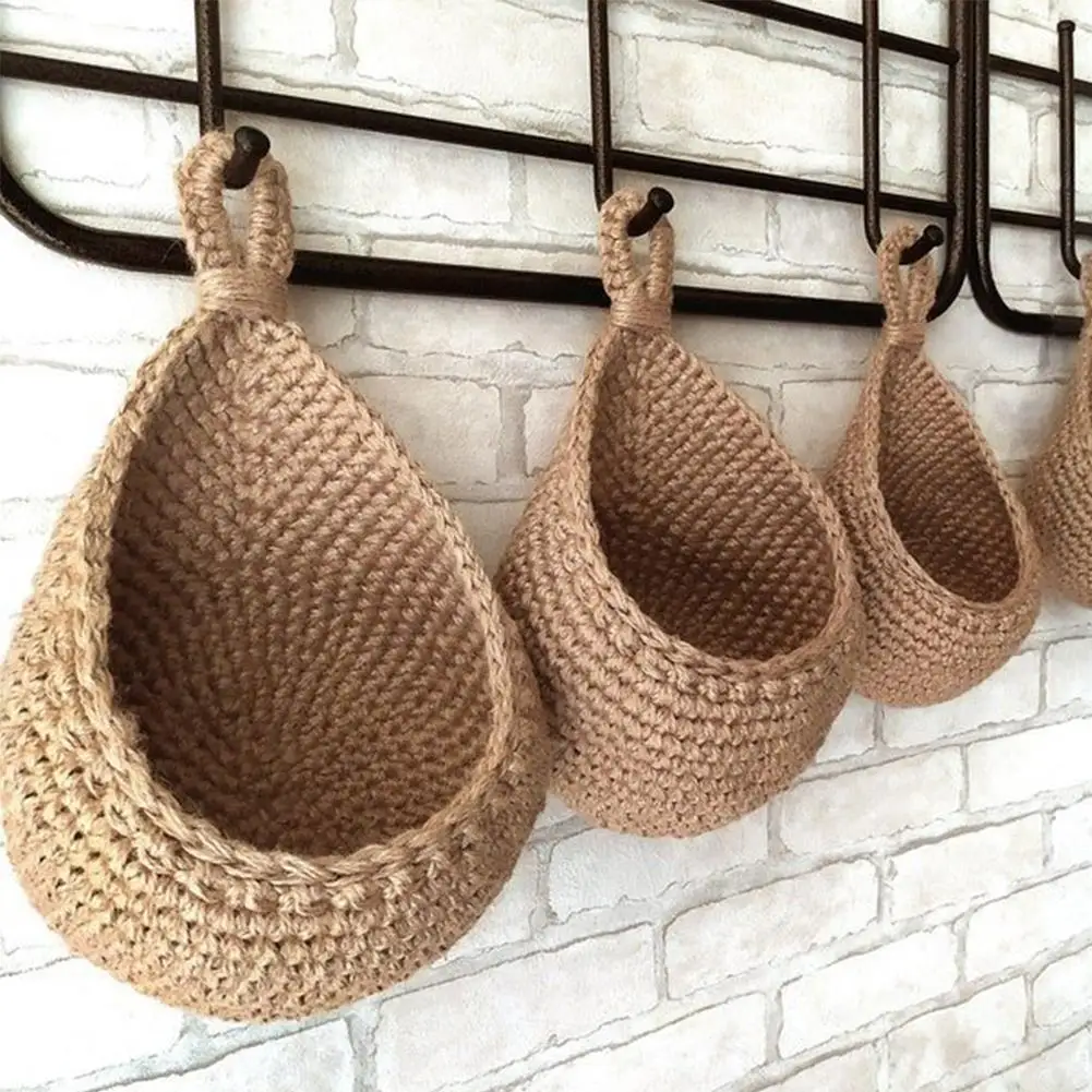 Wall Hanging Rattan Baskets Vegetable Fruit Basket Kitchen Table Storage Dry Shelf Pastoral Handmade Home Living Room Decoration
Wall Hanging Rattan Baskets Vegetable Fruit Basket Kitchen Table Storage Dry Shelf Pastoral Handmade Home Living Room Decoration