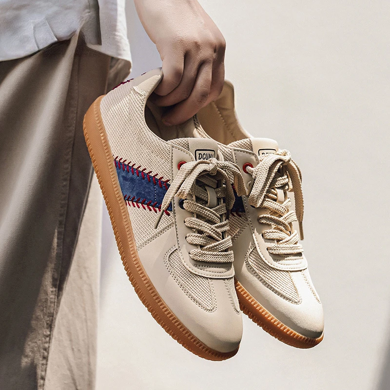 Retro Design Summer New Baseball Shoes for Men Casual German Army Trainers Lace Up Tennis Shoes Male Off White Platform Sneaker
Retro Design Summer New Baseball Shoes for Men Casual German Army Trainers Lace Up Tennis Shoes Male Off White Platform Sneaker