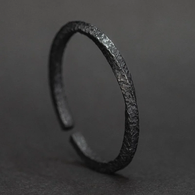 Classics Black Retro Bracelet for Men High-end Male Anniversary Bangle Accessories Open Adjustable Fashion Jewelry Gift
Classics Black Retro Bracelet for Men High-end Male Anniversary Bangle Accessories Open Adjustable Fashion Jewelry Gift