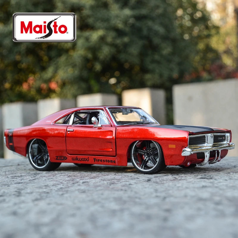 Коллекционная модель автомобиля Maisto 1:24 1969 Dodge Charger R T статическая модель B393
Коллекционная модель автомобиля Maisto 1:24 1969 Dodge Charger R T статическая модель B393
