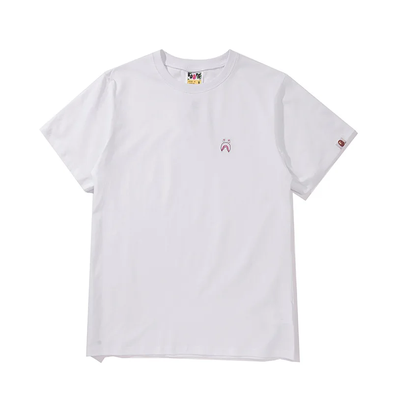 2022 Japanese tide brand BAPE classic small shark embroidery solid color men and women couple cotton short-sleeved T-shirt
2022 Japanese tide brand BAPE classic small shark embroidery solid color men and women couple cotton short-sleeved T-shirt