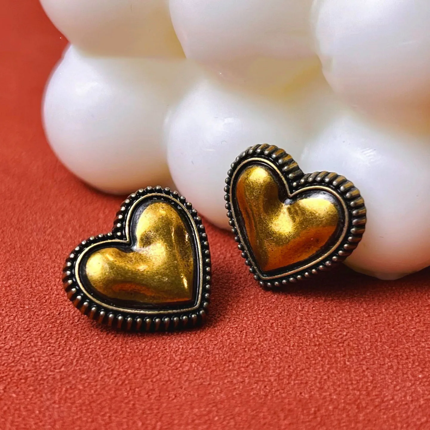 10pcs/lot Retro Heart Metal Buttons Vintage Bronze Coat Sweater Decor Accessories 18mm/23mm Clothes Sewing Buttons
10pcs/lot Retro Heart Metal Buttons Vintage Bronze Coat Sweater Decor Accessories 18mm/23mm Clothes Sewing Buttons